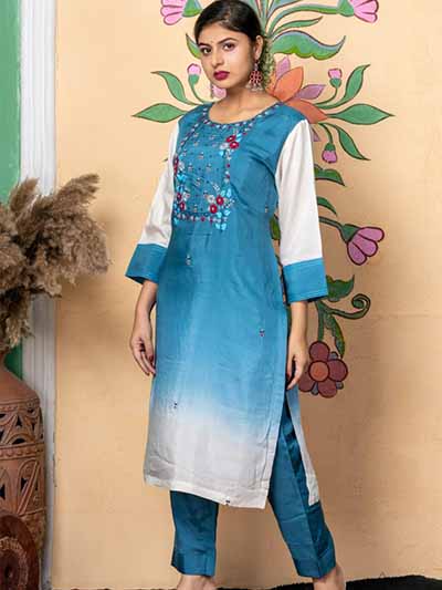 A Navy Blue Embroidered Kurta manufacture by kurti wholesaler in kolkata
                                    